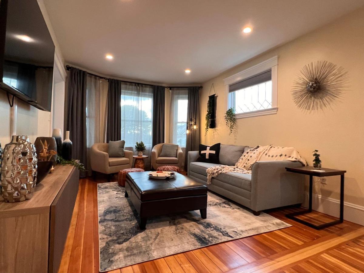 Your Boston Retreat - Great Porches - 2/Br Sleep 6 Everett 외부 사진